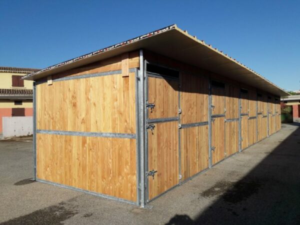 photo box démontable en bois Douglas