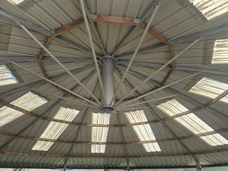 Rond de longe couvert version loisir – structure légère pour usage équestre