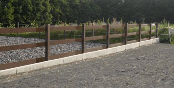 Clôture de carrière LCI Cheval en bois, hauteur 2 m