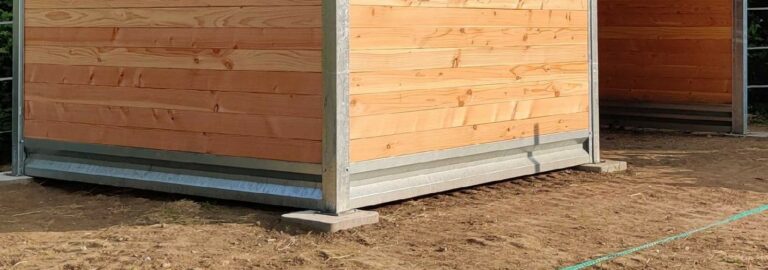 Soubassement métal pour abris ou boxes chevaux