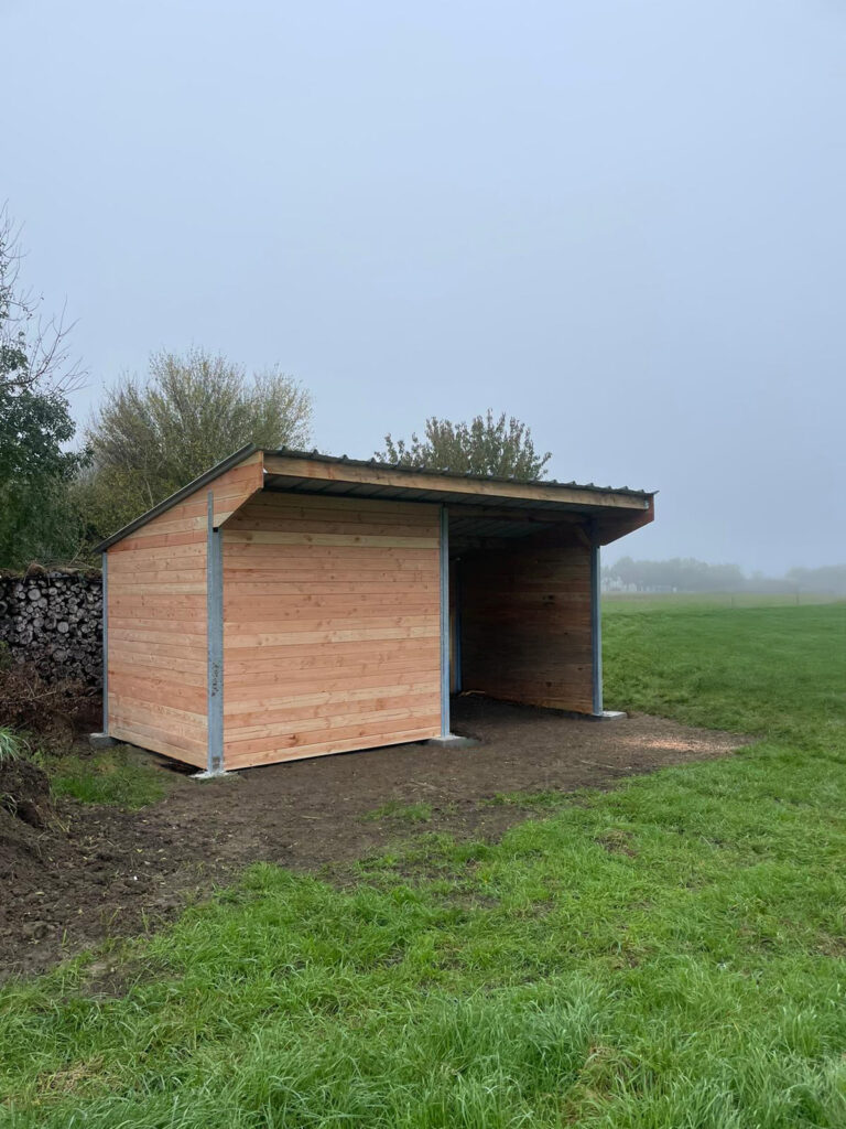 Abri avec retour qualité pro pour chevaux