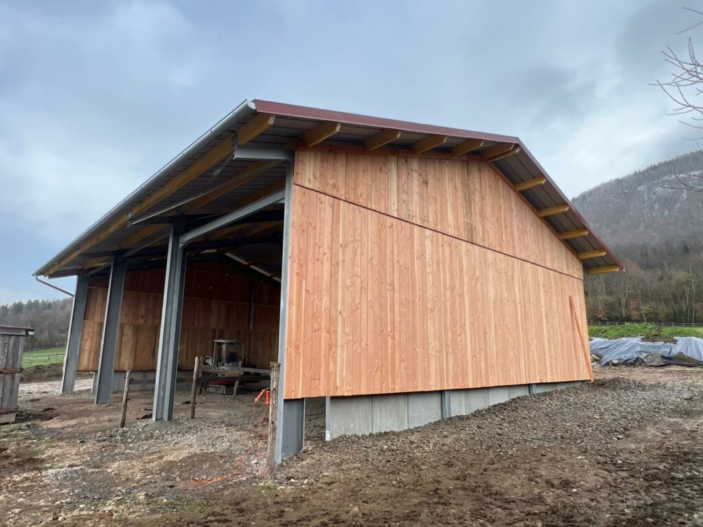 Hangar de stockage LCI Cheval