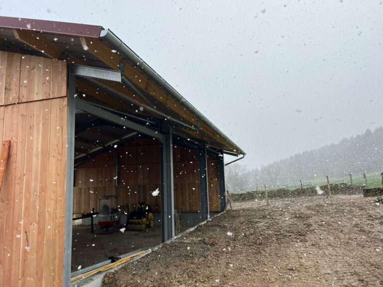 Hangar de stockage LCI Cheval