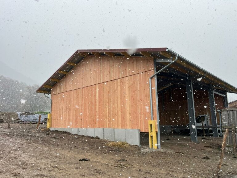 Hangar de stockage LCI Cheval