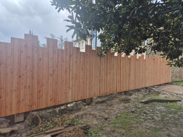 Claustra en bois Douglas